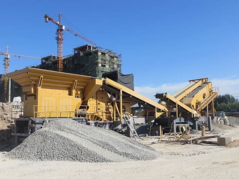 　　移動式破碎機(jī)